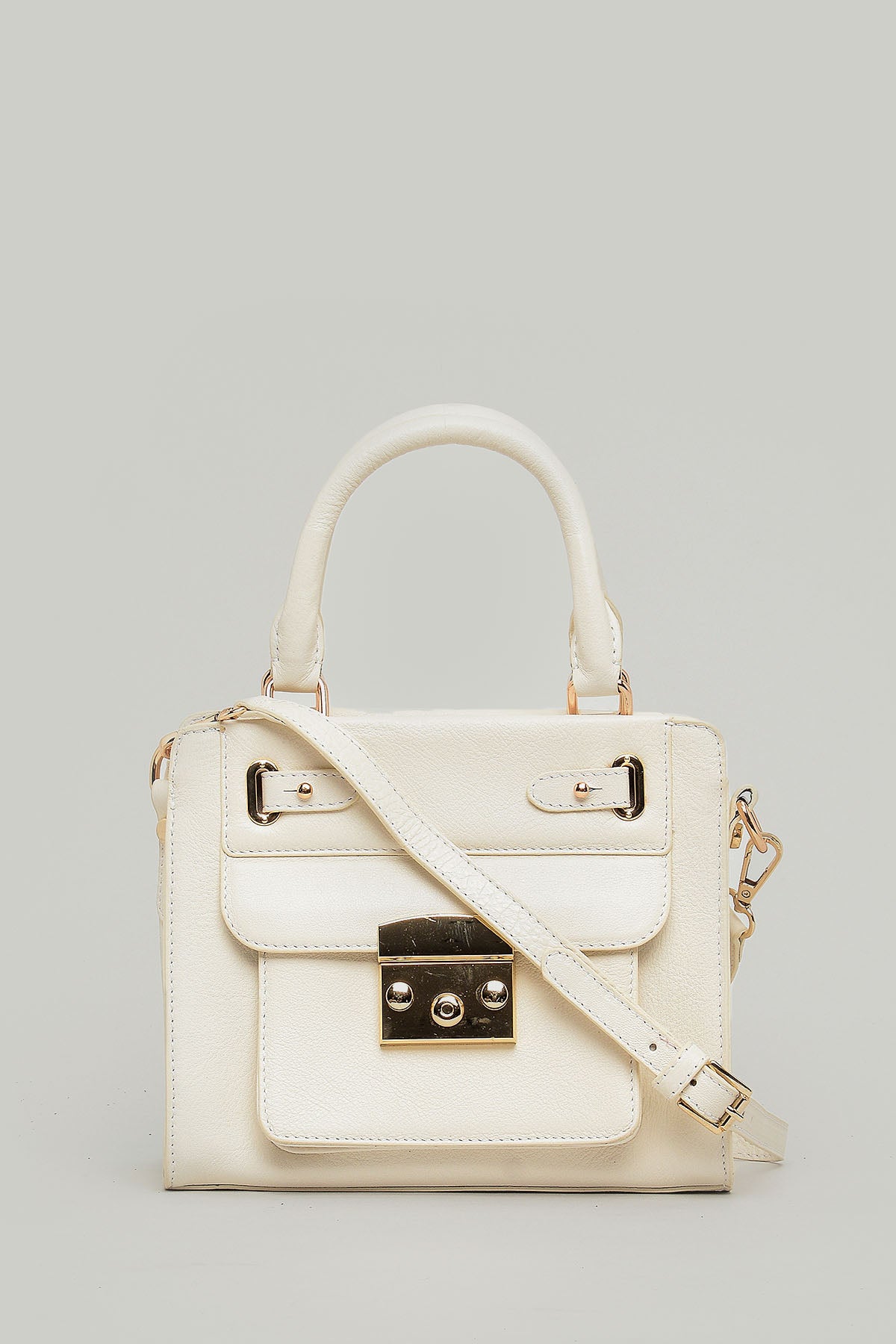 Complete the Look by Purchasing Together!