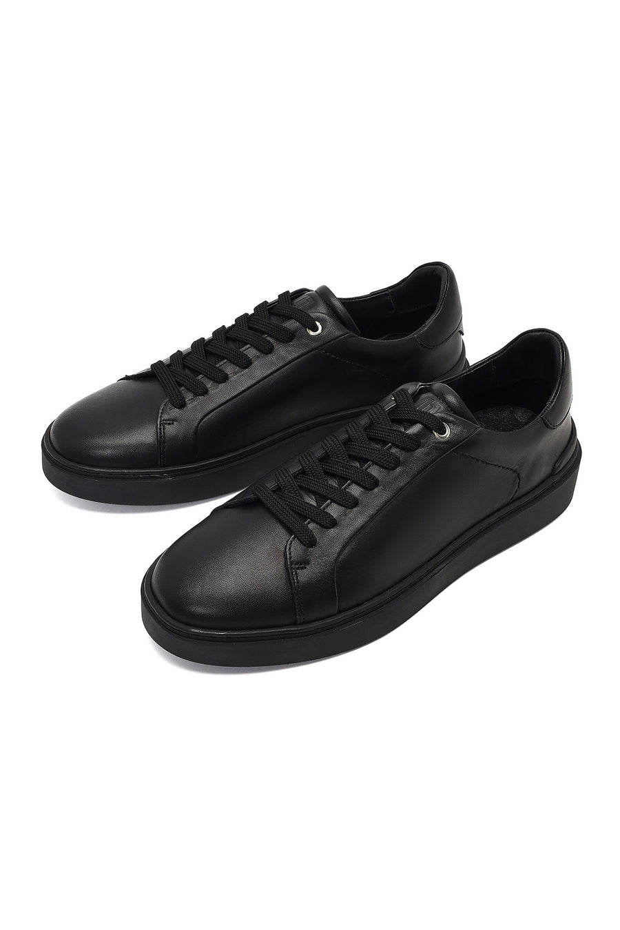 Men's Black Lace-Up Leather Sneaker