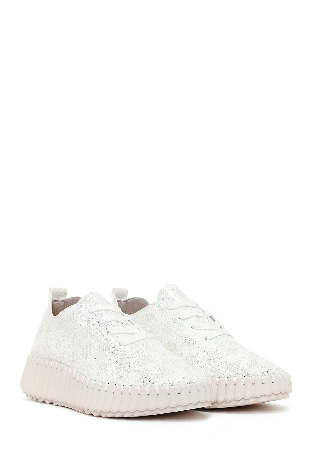 Kadın Beyaz Bağcıklı Desenli Kalın Tabanlı Kumaş Sneaker