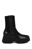 Women's Black Zippered Thick-Sole Leather Boots | Derimod