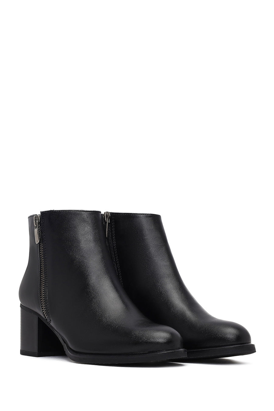Woman Black Zip Closure Chunky-Heeled Boots