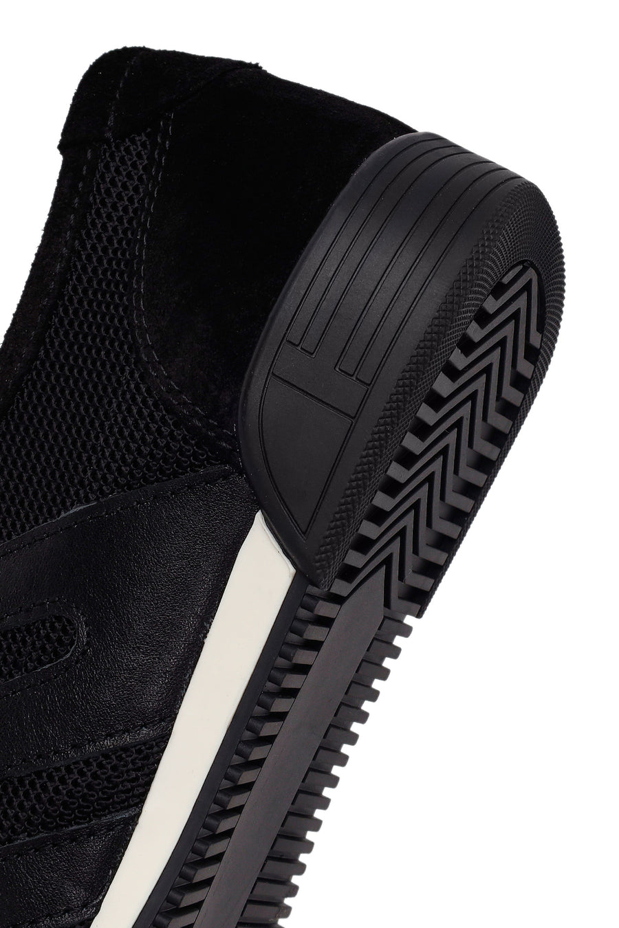 Woman Black Lace-Up Leather Sneaker