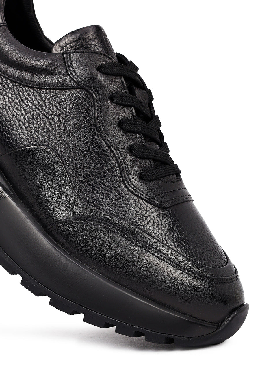 Men's Black Lace-Up Thick-Soled Leather Sneaker