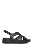 Woman Black Chunky-Soled Leather Comfort Sandals | Derimod