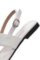 Women's Cream Flower Detailed Flip Flop Sandals | Derimod