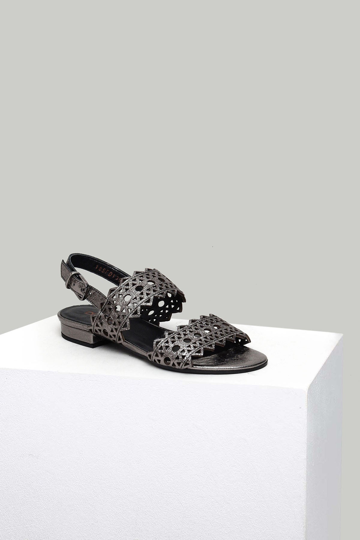 Complete the Look by Purchasing Together!