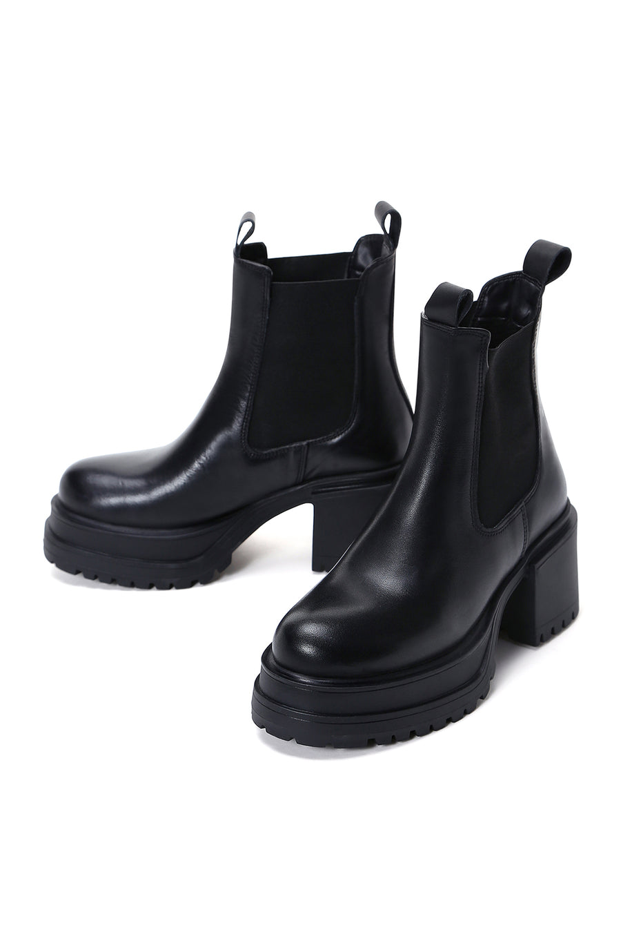 Women's Black Leather Heeled Chelsea Boots