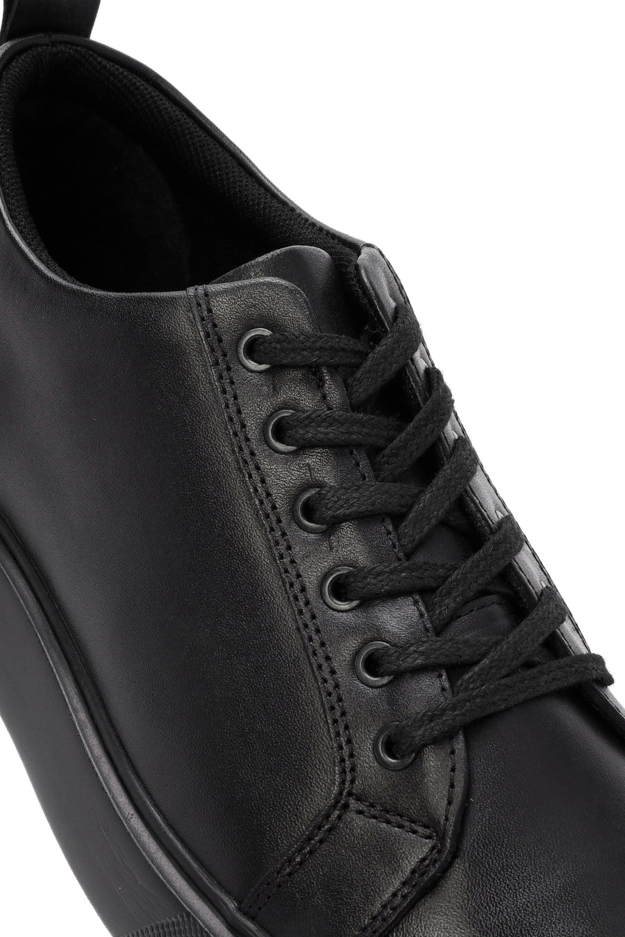 Men's Black Lace-up Leather Sneaker
