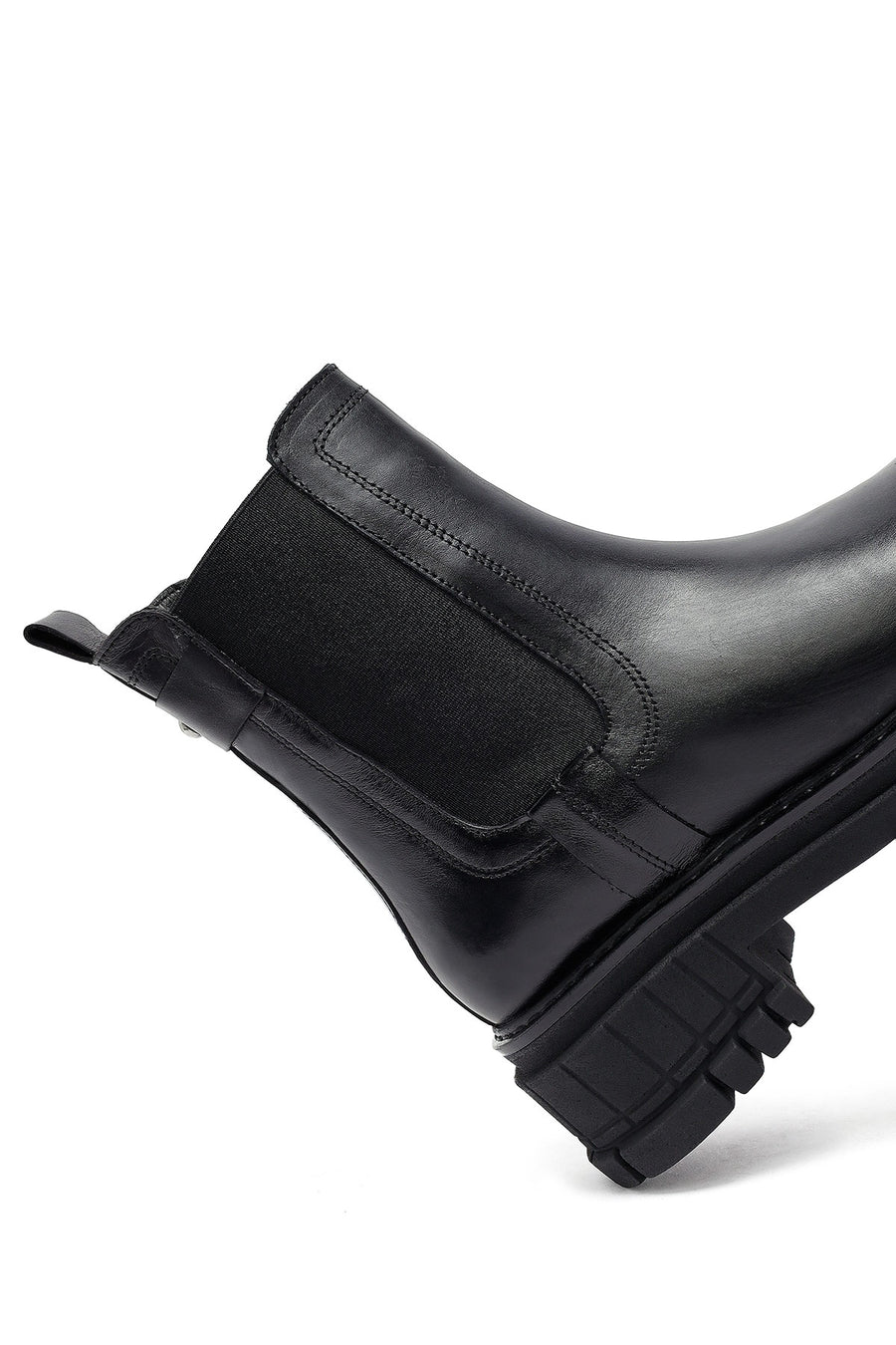 Woman Black Thick Sole Leather Chelsea Boots