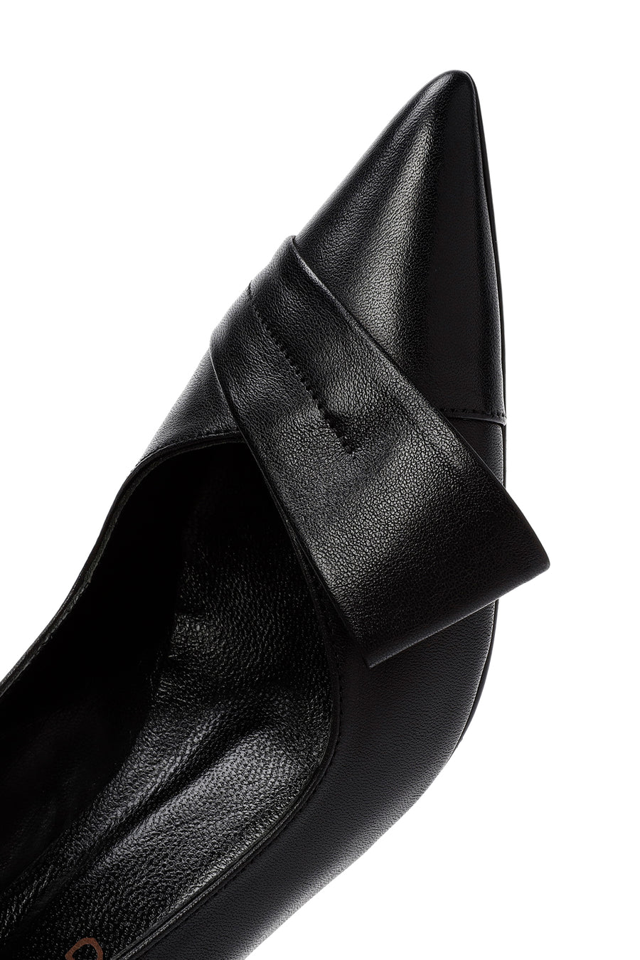 Woman Black Short Thin-Heeled Leather Shoes