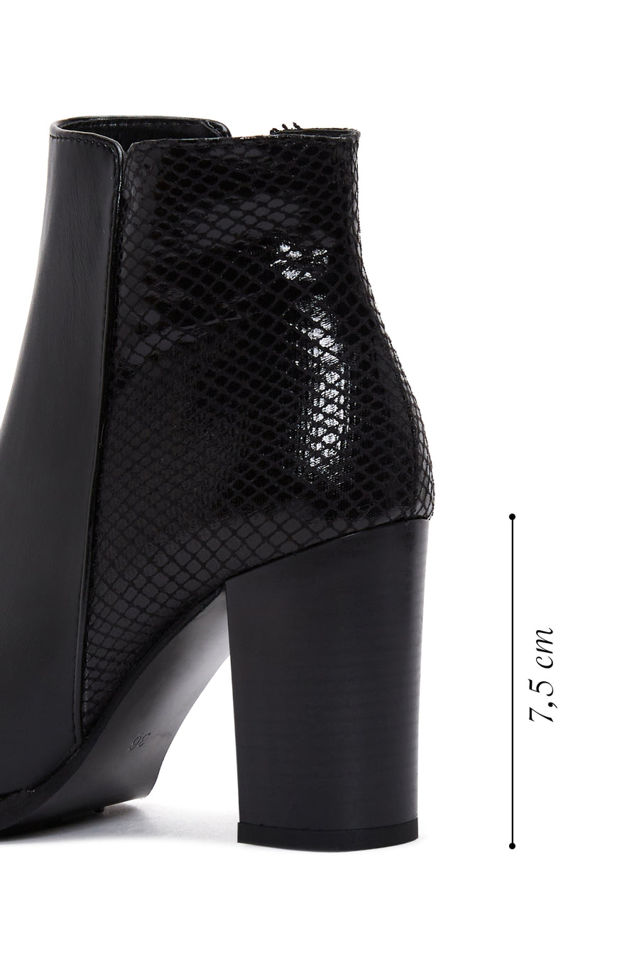 Women's Black Zippered Classic Heeled Boots