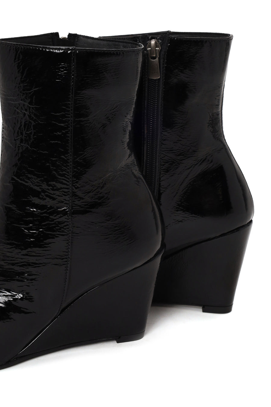 Woman Black Zip Closure Wedge Heel Leather Boots