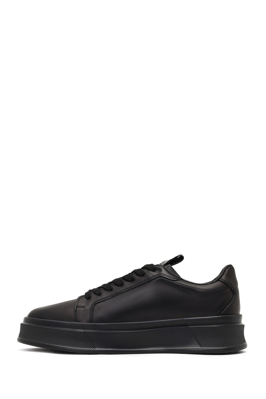 Male Black Lace-Up Thick-Soled Leather Sneaker