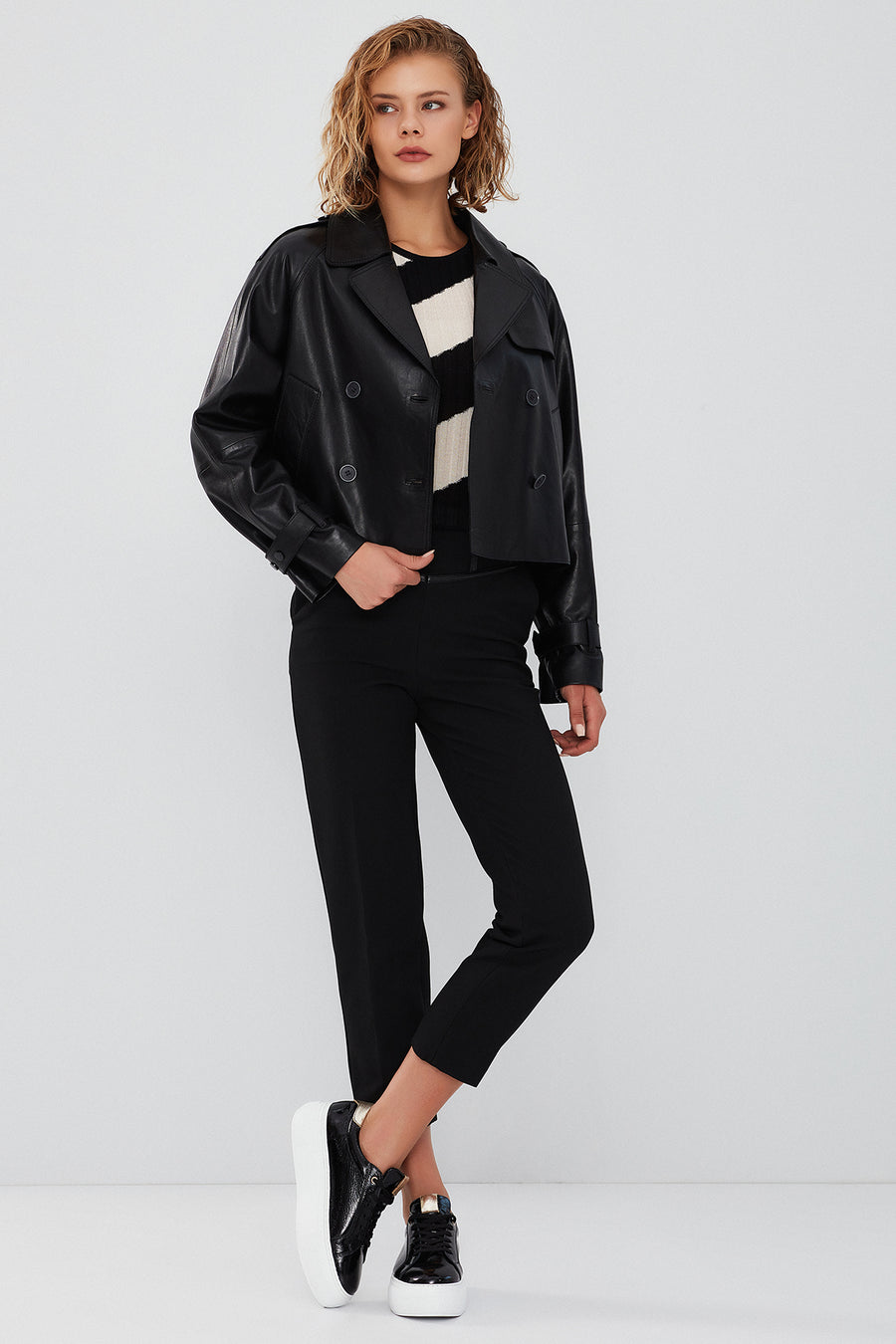 Tracy Women's Black Oversize Short Leather Coat