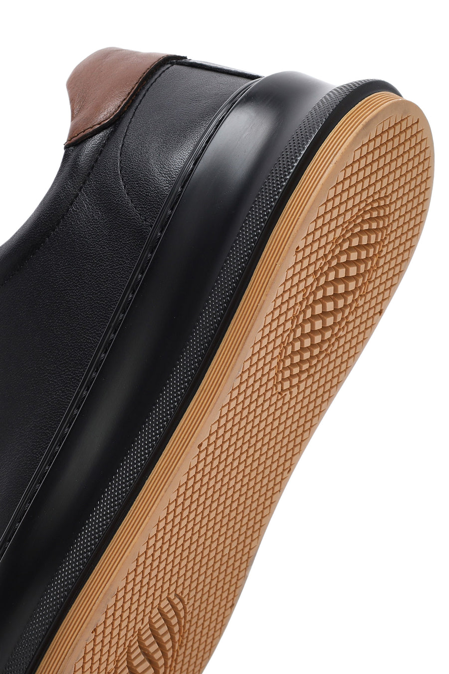 Erkek Siyah Bağcıklı Kalın Tabanlı Deri Sneaker