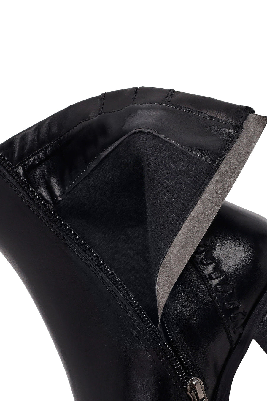 Woman Black Zip Closure Thick-Heeled Leather Boots