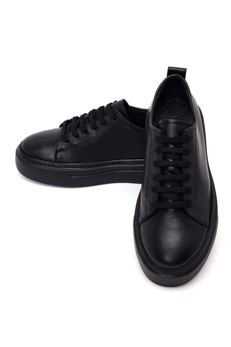 Male Black Lace-Up Thick-Soled Leather Sneaker