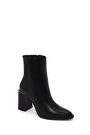 Woman Black Zip Closure Thick-Heeled Leather Boots | Derimod