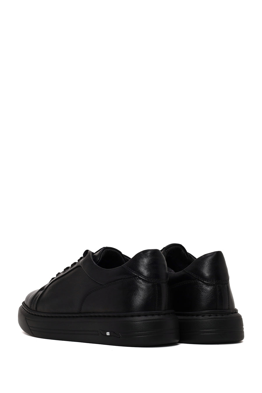 Male Black Lace-Up Thick-Soled Leather Sneaker