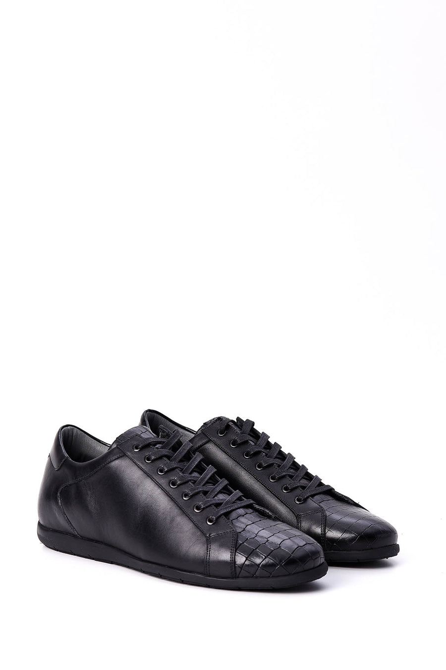 Crocodile Detailed Men's Sneaker