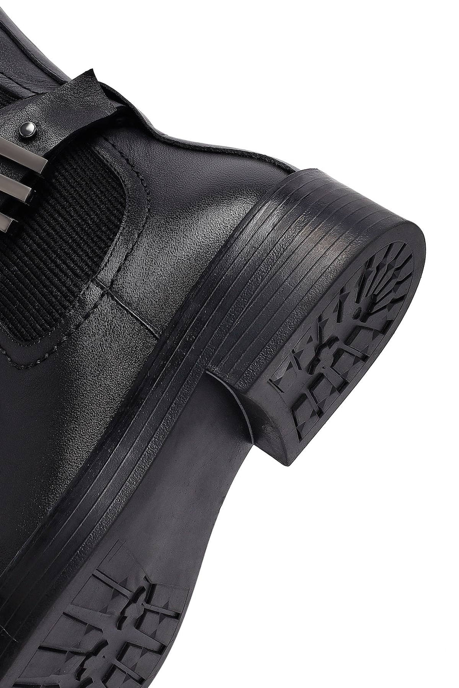 Women's Black Zippered Leather Boots