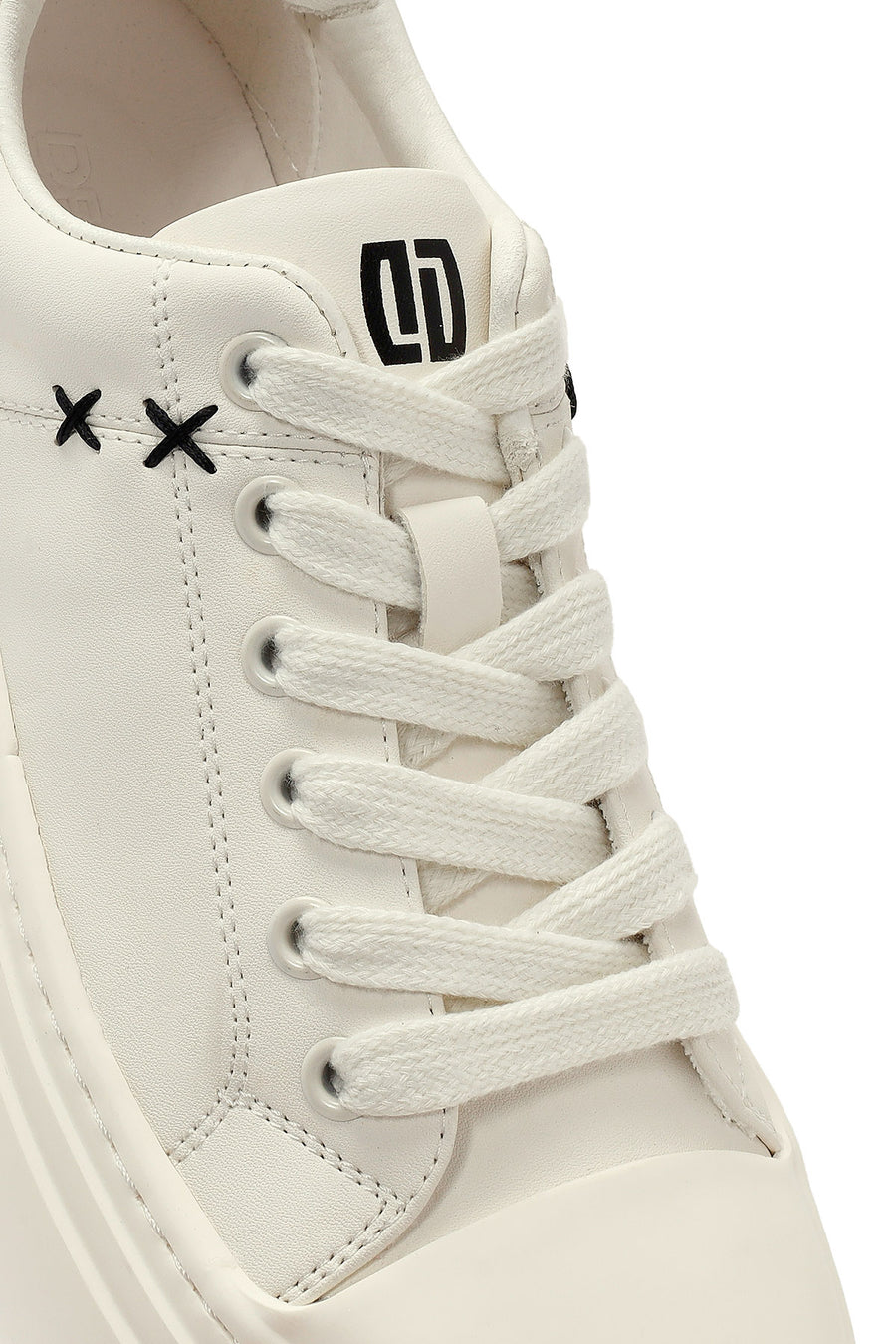 Erkek Beyaz Bağcıklı Deri Sneaker