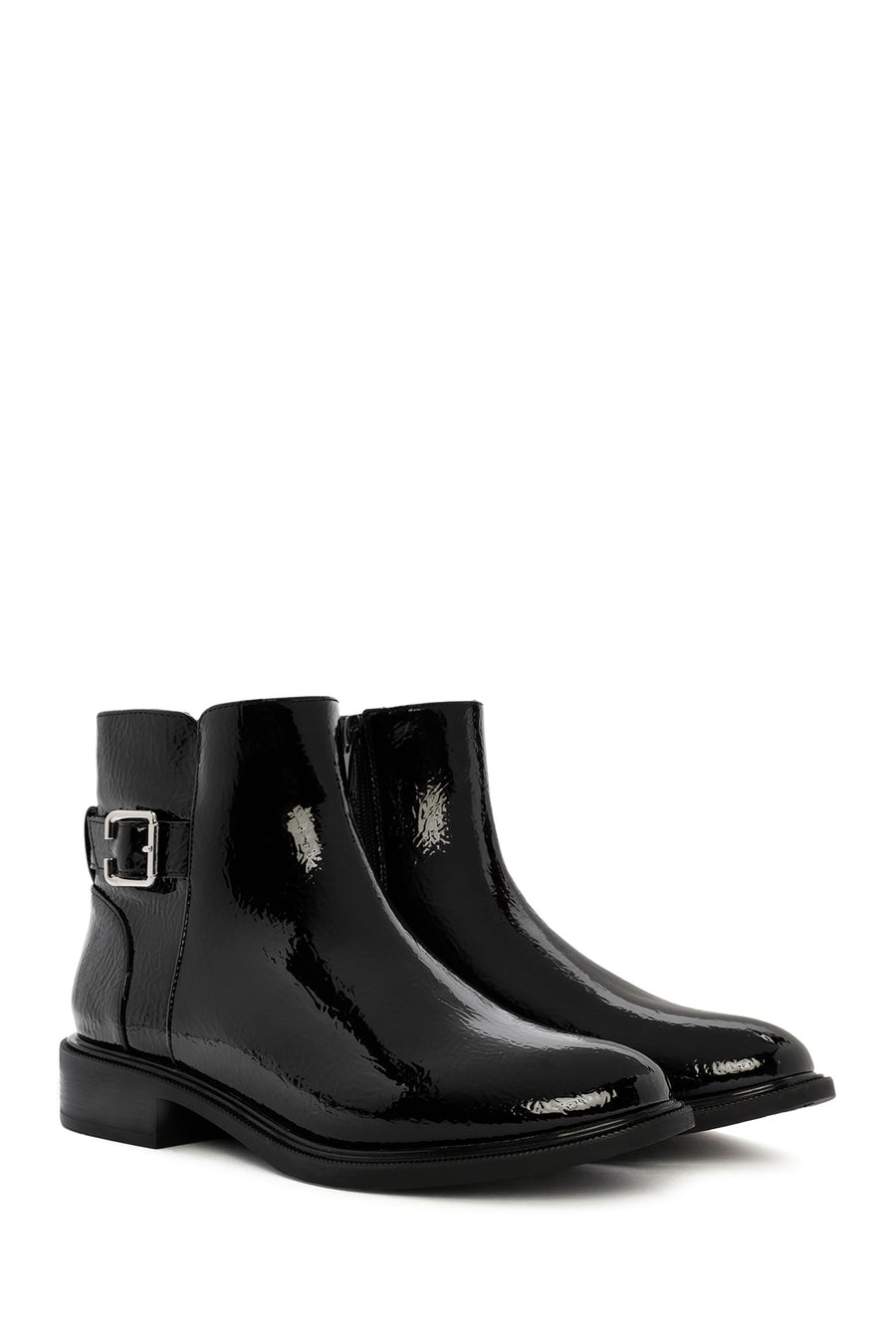 Woman Black Zippered Patent Leather Boots