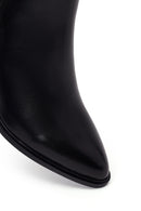 Woman Black Zip Closure Thick-Heeled Leather Boots | Derimod