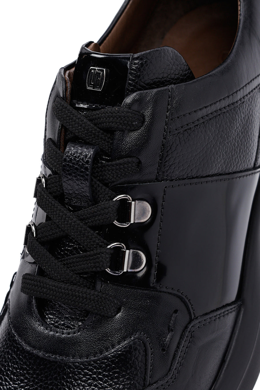 Erkek Siyah Bağcıklı Kalın Tabanlı Deri Casual Sneaker
