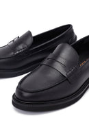 Woman Black Leather Masculine Loafer | Derimod
