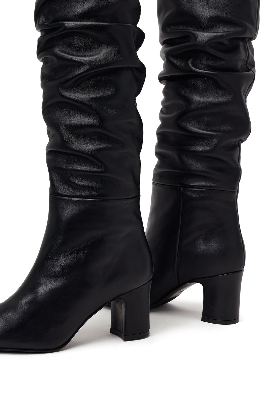 Woman Black Thick-Heeled Leather Boots