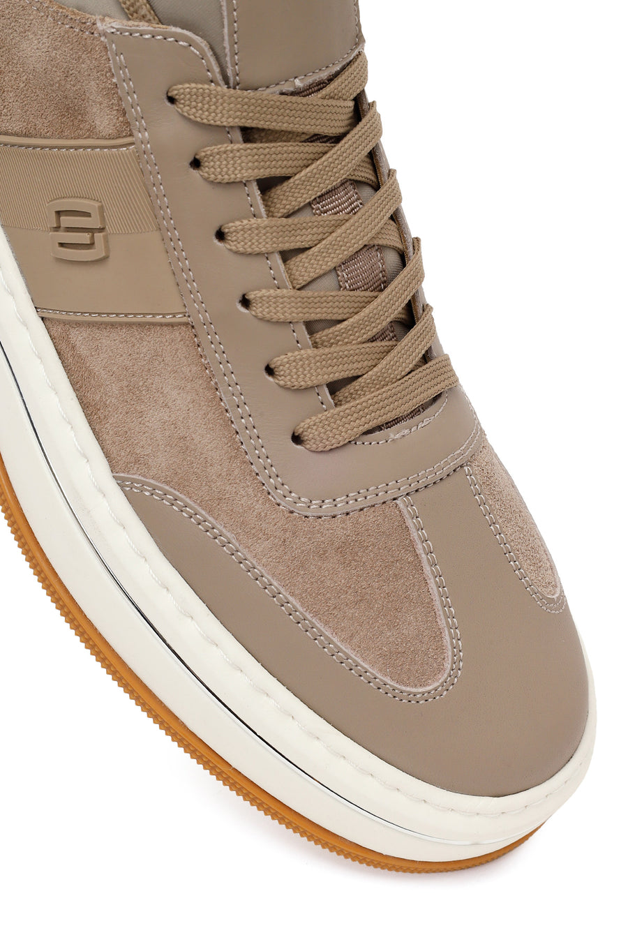 Male Beige Lace-Up Thick-Soled Leather Sneaker