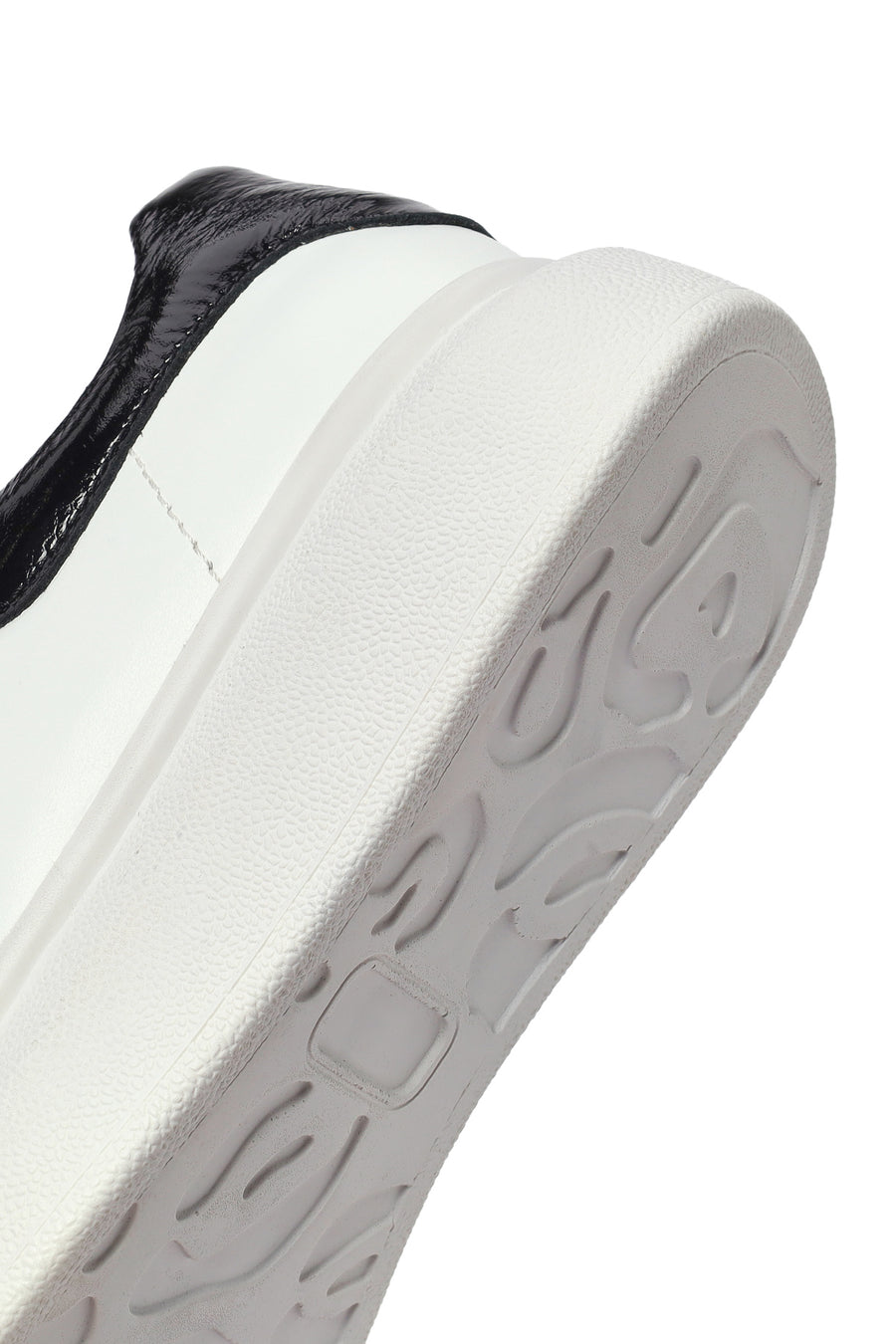 Women's White Lace-up Thick-Sole Leather Sneaker