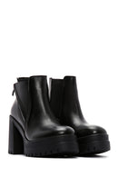 Woman Black Zip Closure Thick-Heeled Leather Boots | Derimod
