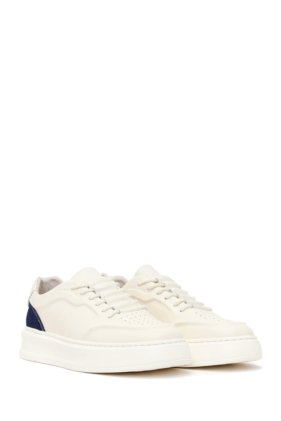 Male White Lace-Up Leather Sneaker
