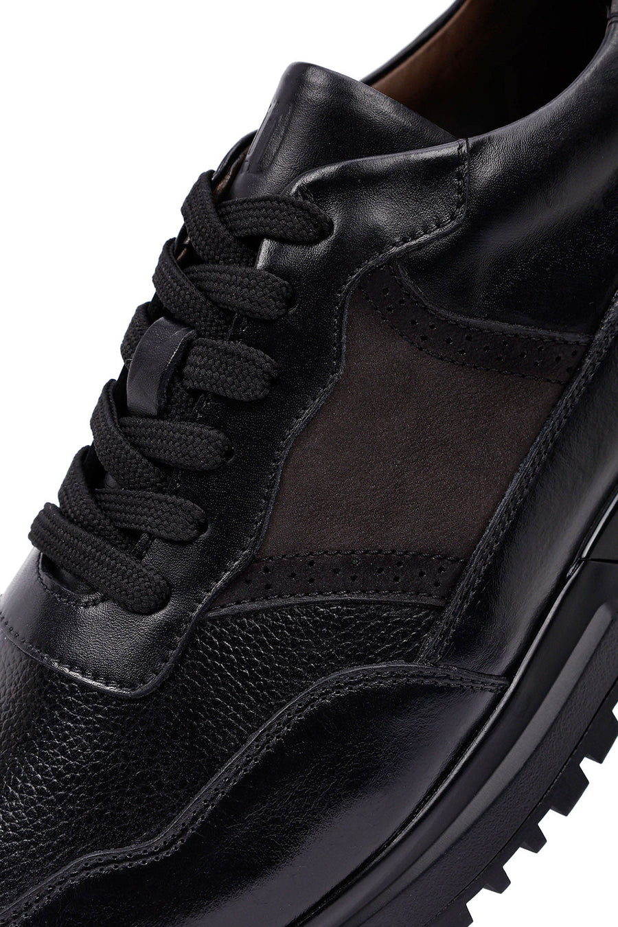 Erkek Siyah Bağcıklı Kalın Tabanlı Deri Casual Sneaker