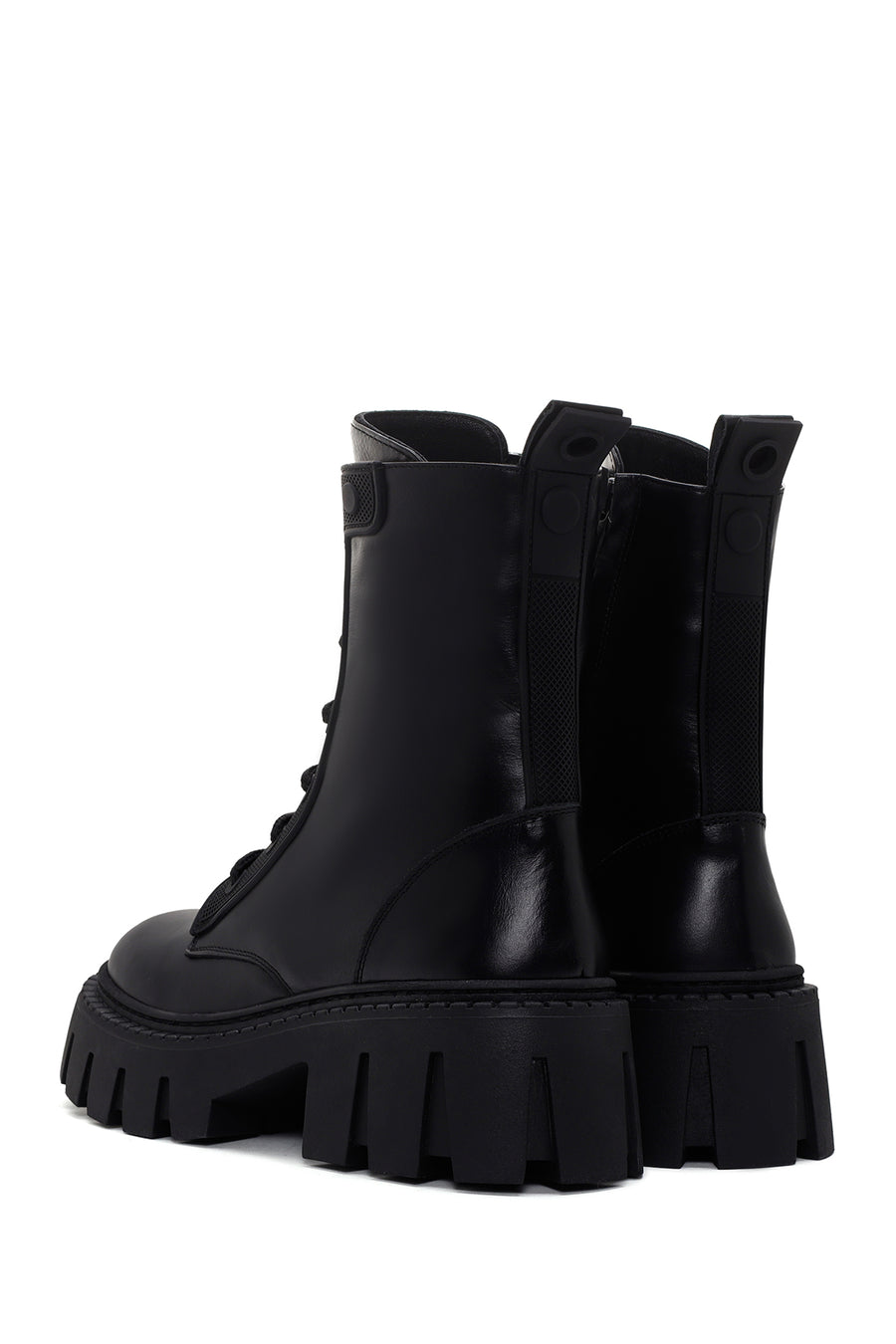 Women's Black Thick Soled Zippered Leather Boots