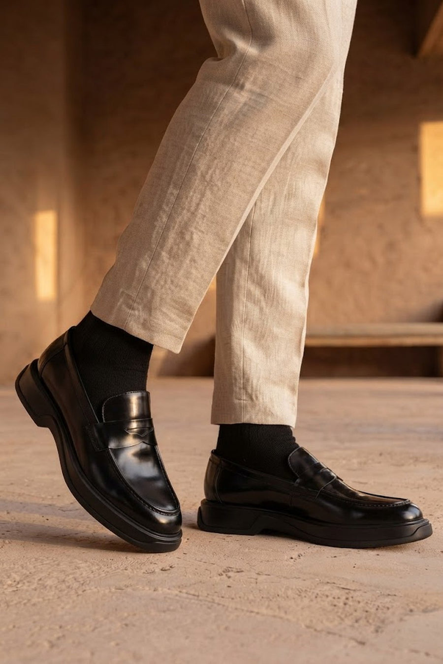 Male Black Thick-Soled Leather Casual Loafer