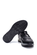 Kadın Deri Metal Detaylı Sneaker | Derimod