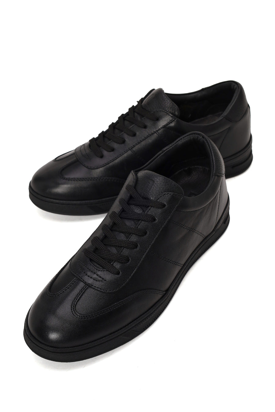 Erkek Siyah Bağcıklı Deri Casual Sneaker