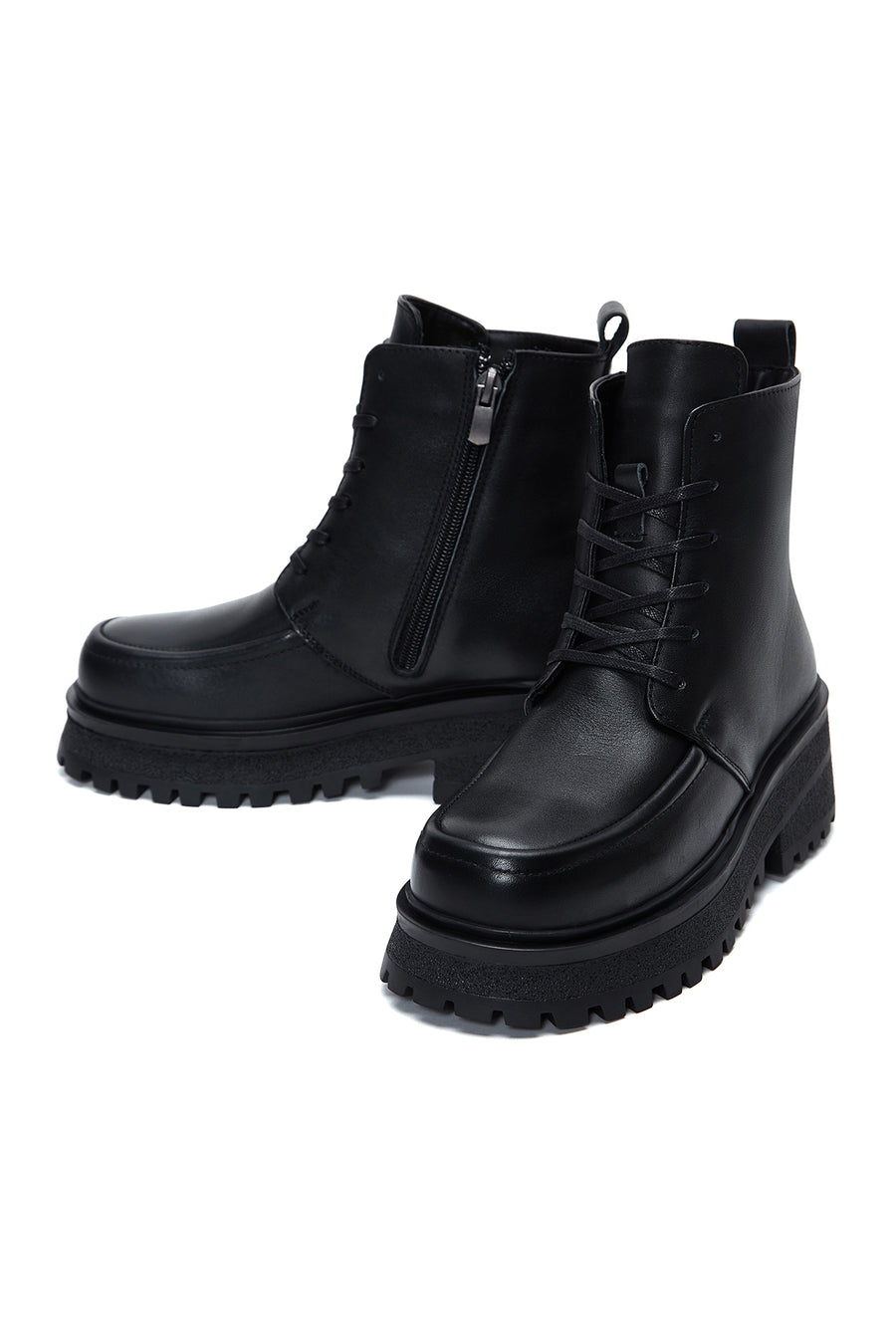 Women's Black Leather Zippered Flat Boots