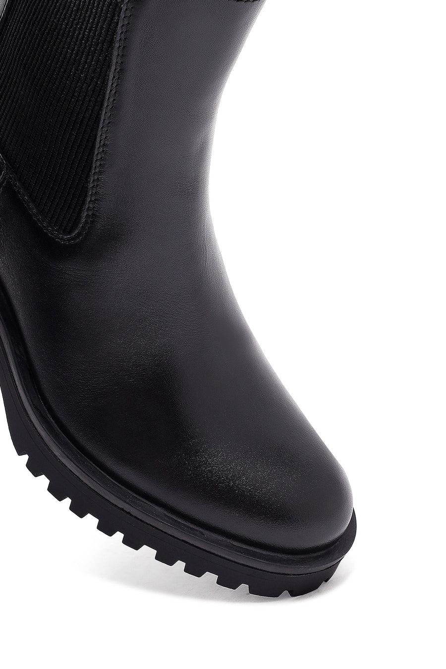 Woman Black Chunky Heels Leather Chelsea Boots