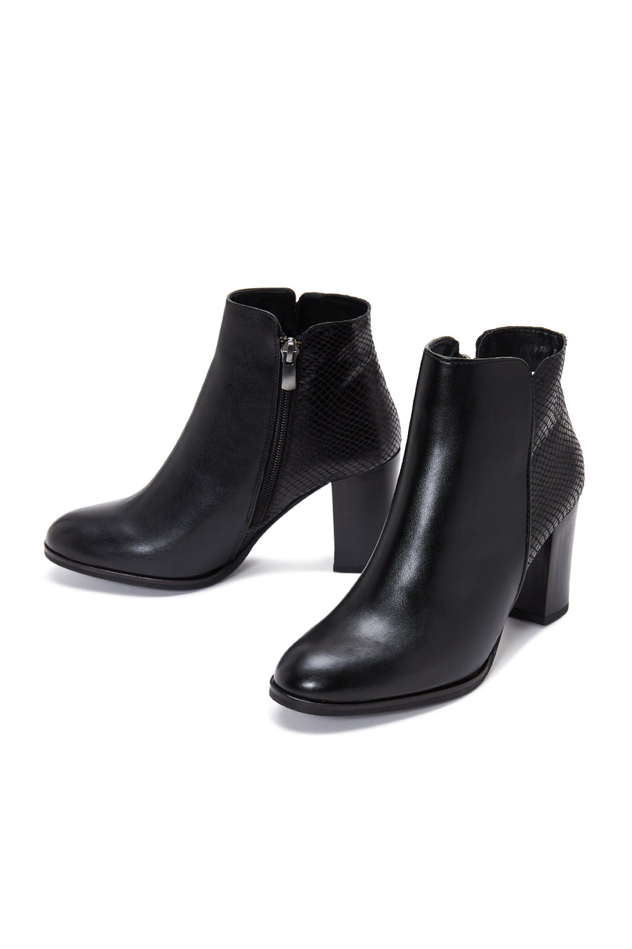 Women's Black Zippered Classic Heeled Boots