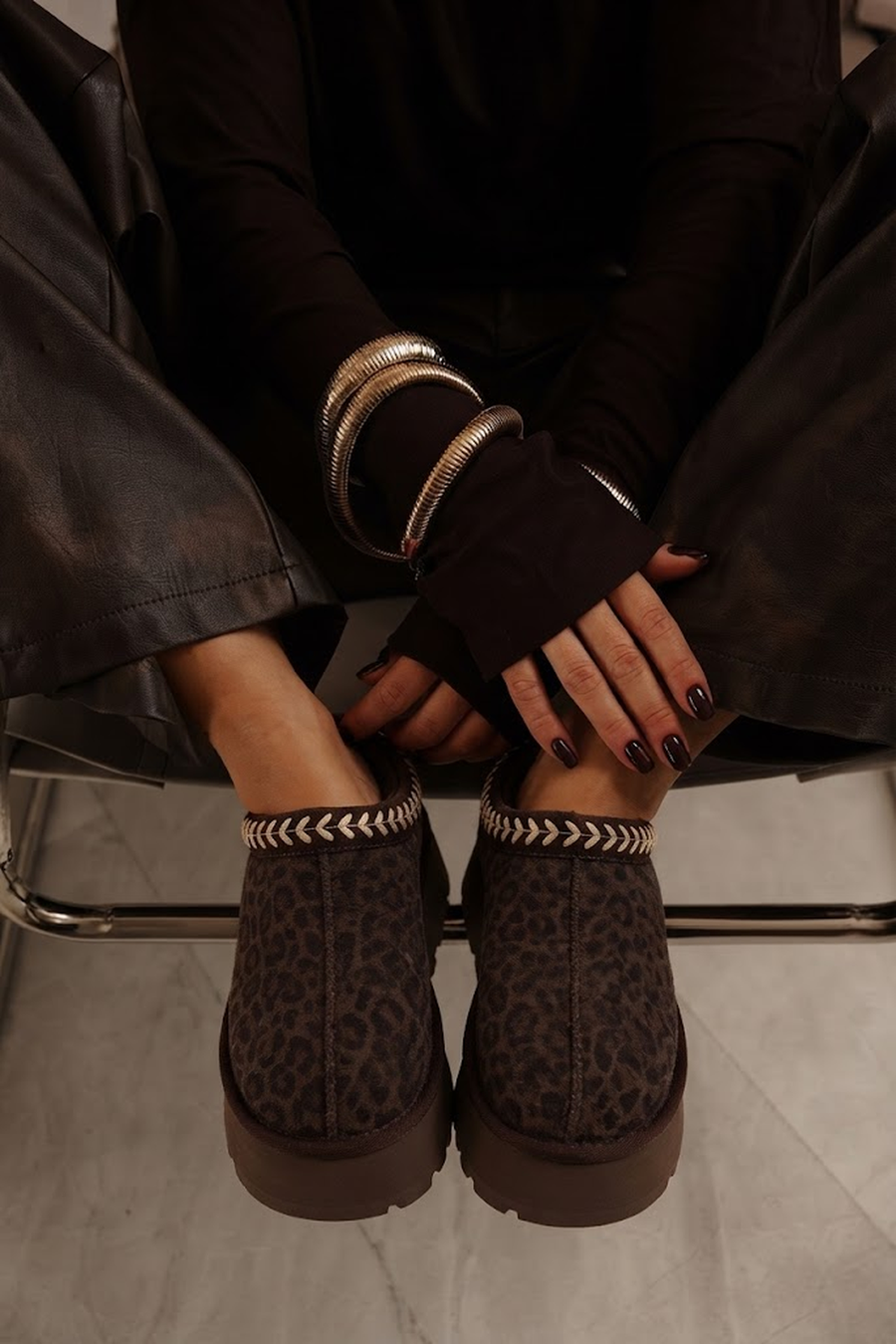 Woman Brown Thick-Soled Leopard Patterned Suede Teddy Boots