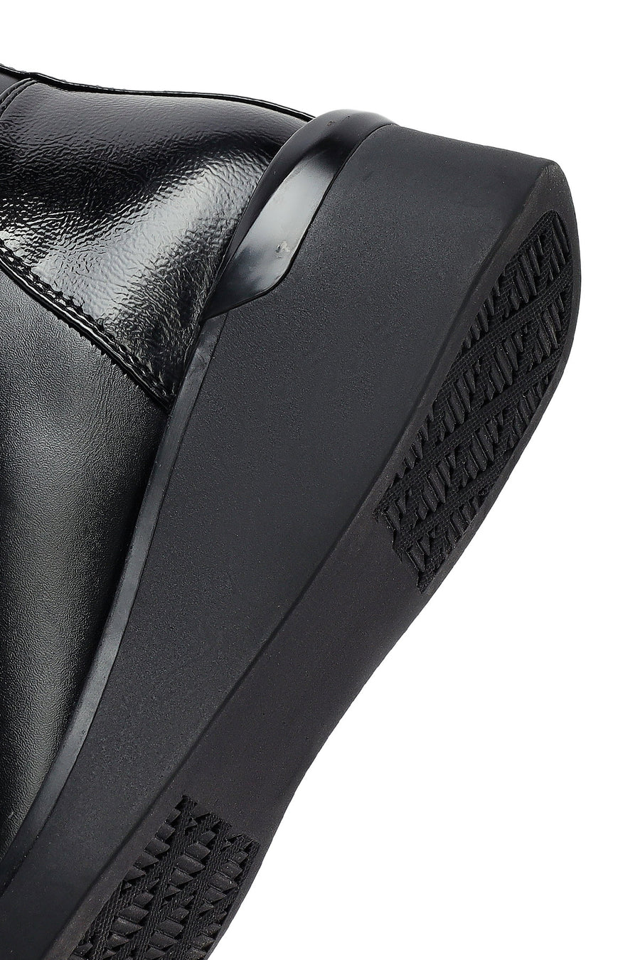Woman Black Zippered Wedge Heeled Boots