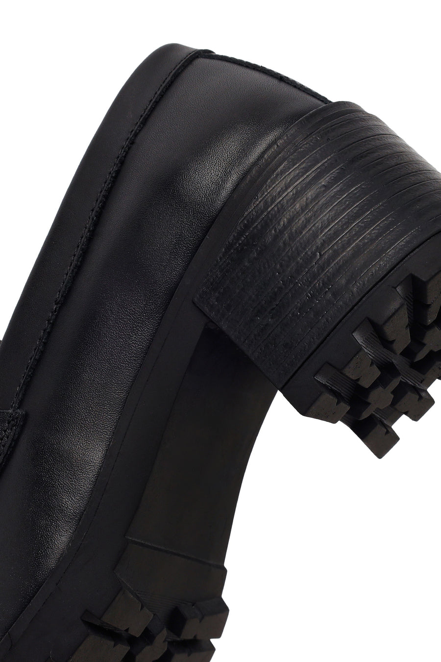 Woman Black Tassel Chunky Heeled Leather Loafer