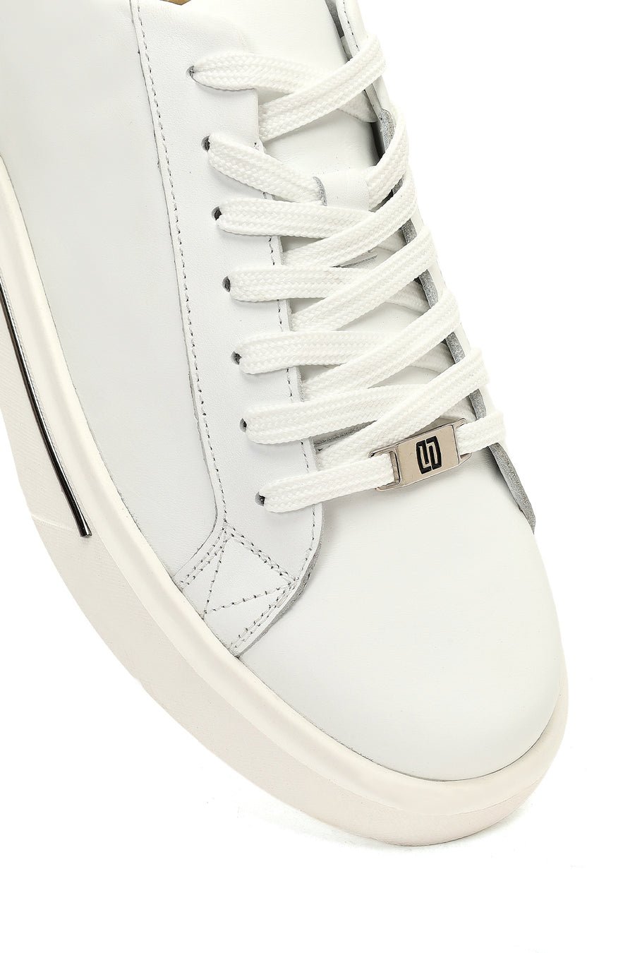 Men's White Lace-Up Thick-Soled Leather Sneaker
