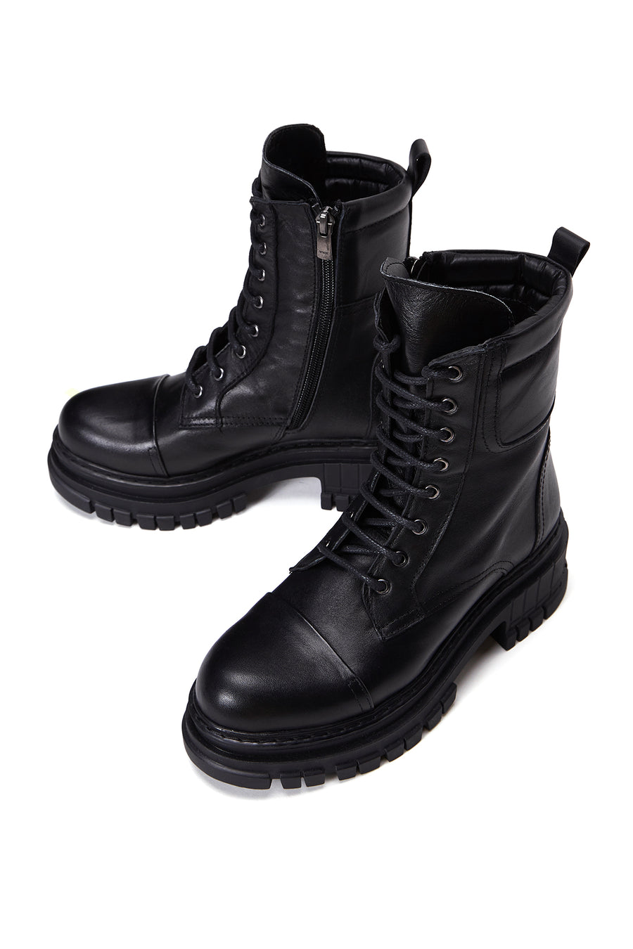 Women's Black Boots Zippered Leather Boots