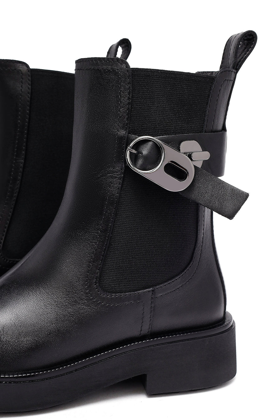 Woman Black Thick Sole Leather Chelsea Boots