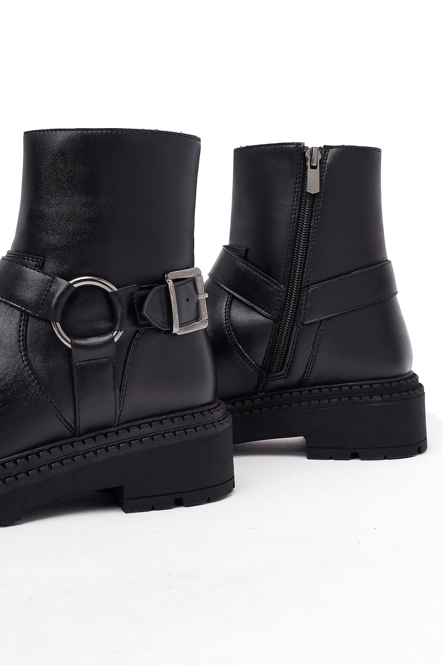 Women's Black Zippered Thick-Soled Boots